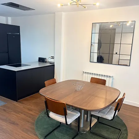 Center Διαμέρισμα